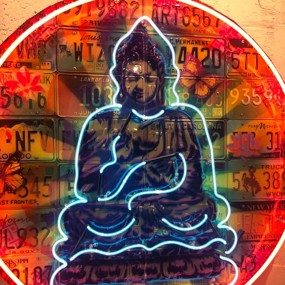 Meet your Posher, Alexandra - Picture 1 of 1